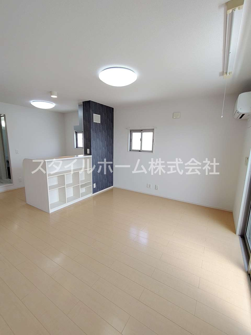 レジデンス芦原Ｂ棟の居間・リビング|別部屋写真です。