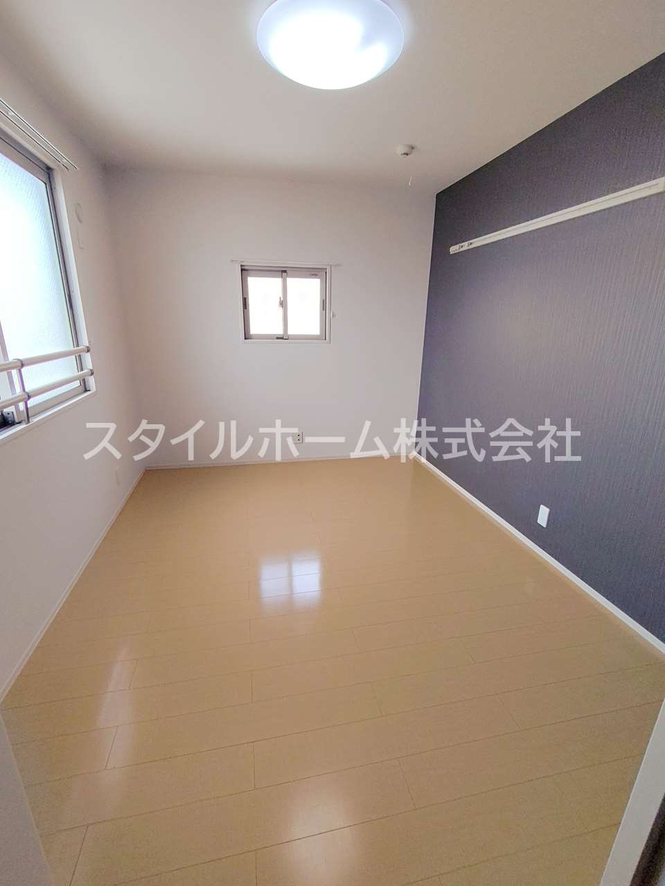 レジデンス芦原Ｂ棟の内装|別部屋写真です。