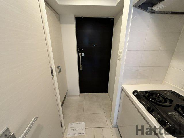 S-RESIDENCE新大阪WESTの玄関