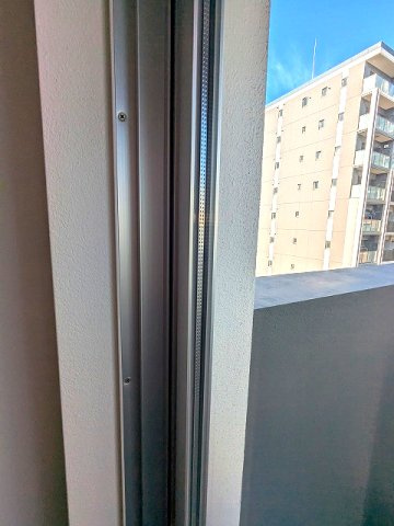 PROUD FLAT浅草の設備|防音性・防犯性・遮熱効果の高いペアサッシの窓です