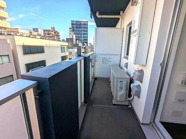 PROUD FLAT浅草の設備|6Fワイドバルコニー、洗濯物干せます
