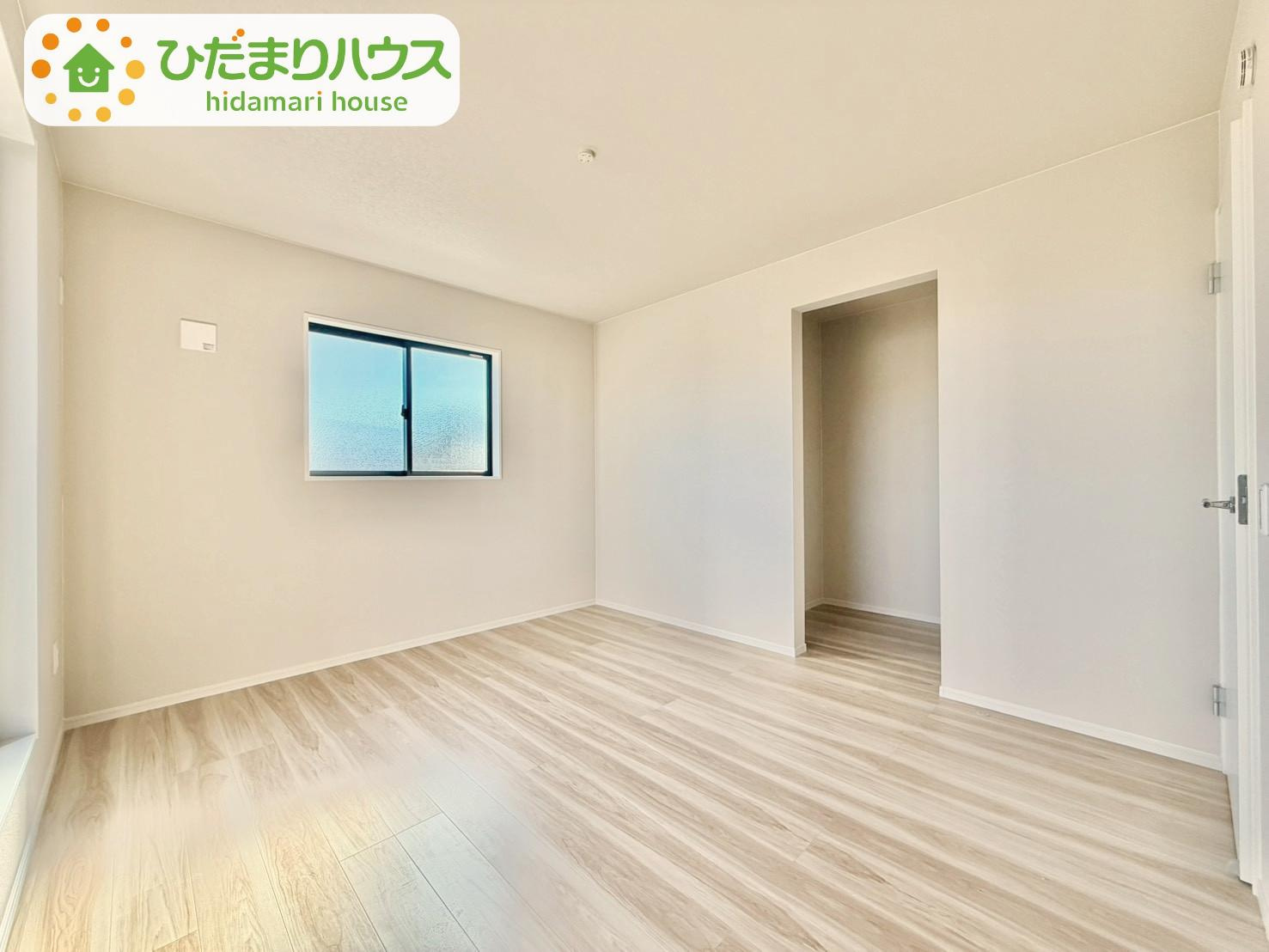 野田市山崎22期　新築戸建　7号棟の寝室|大きなベッドを置いても余裕の広さの主寝室♪♪					
