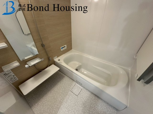 「マリンホーム施工」「乾太くん完備」福吉台 全2棟1号棟の浴室