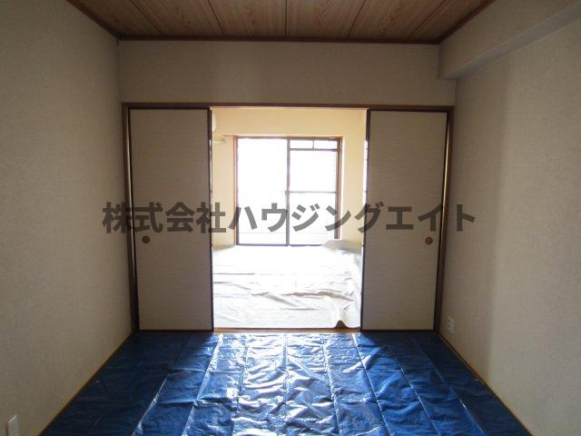 ひたちなか市外野１丁目の賃貸マンションの和室|内観写真です。