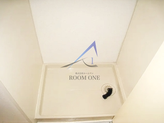 ウィンベルソロ曳舟第２の設備|洗濯機置き場です。