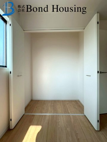 LDK21帖以上確保　上級グレード建売　竹の台1期全3棟　1号棟の独立洗面台