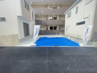 【駐車場】 | 沖縄市大里4期（全4棟）ラスト2号棟 | 2号棟　並列駐車2台完備♪
