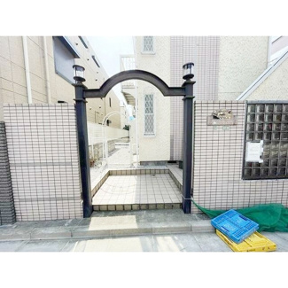 【エントランス】