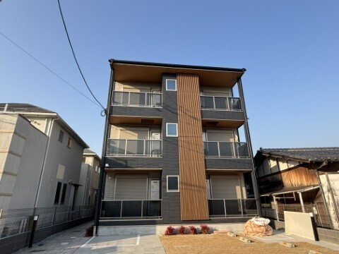 シーズンズ仁川の外観