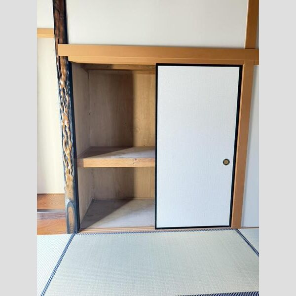 小坂井町才ノ木貸家の収納