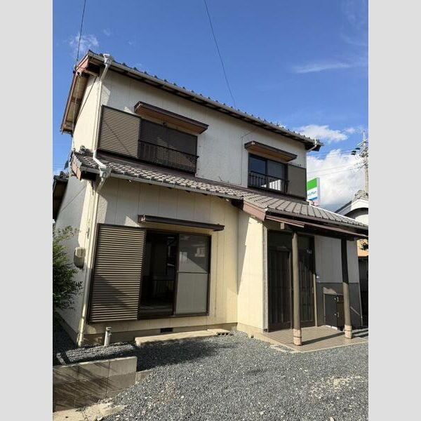 小坂井町才ノ木貸家の外観