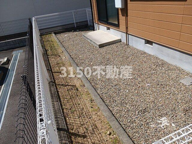 シャルマンハウスの庭