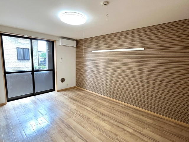 ムーンレジデンスの洋室