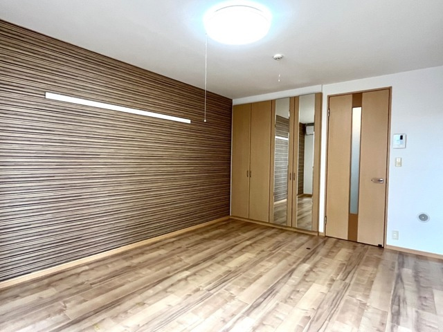 ムーンレジデンスの洋室