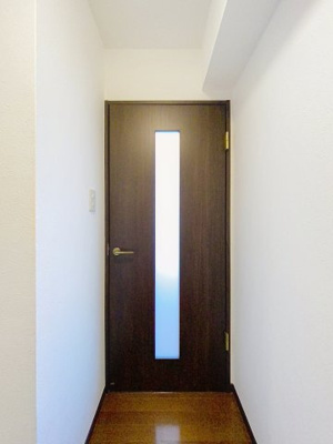 【玄関】 | ソレイユ廣川