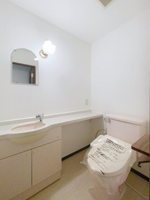 【トイレ】 | ソレイユ廣川