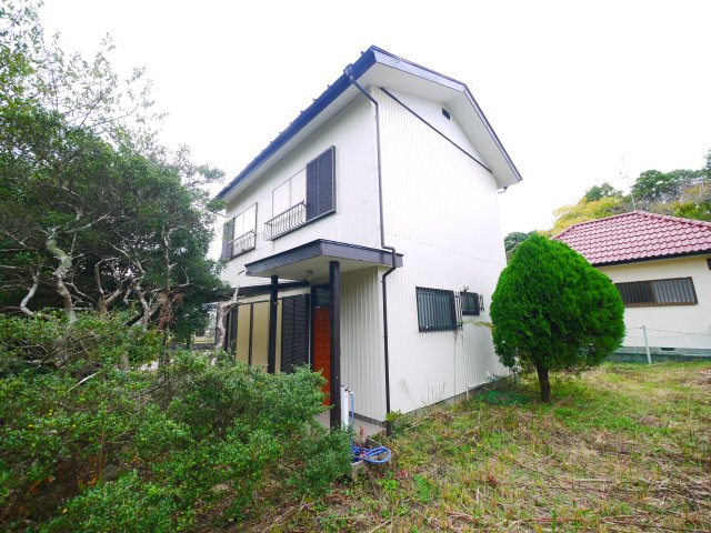 大網白里市清名幸谷　中古戸建の外観|内外装リフォーム令和6年10月 駐車2台可 都市ガス 隣地に家がなく家庭菜園バーベキューが可能です 