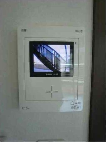 ルミエールのセキュリティ|モニター付きインターホンです。