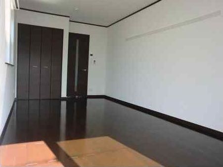 ルミエールの居間・リビング|洋室のお部屋です。