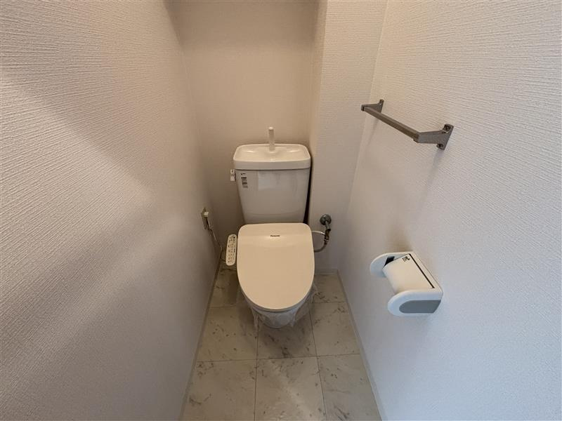 コート石津川の浴室