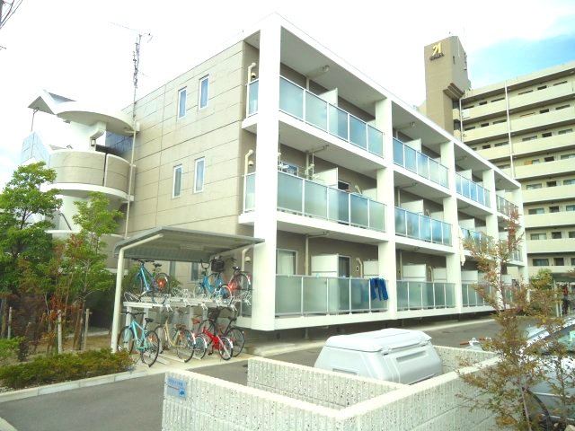 コート石津川の外観