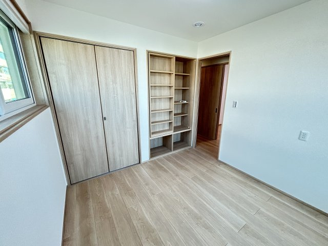 明石市二見町西二見駅前３丁目戸建の洋室