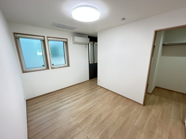 明石市二見町西二見駅前３丁目戸建の洋室