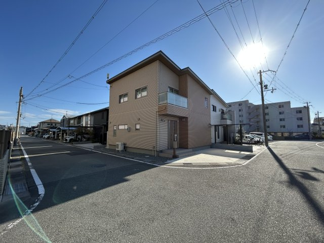 明石市二見町西二見駅前３丁目戸建の前面道路含む現地写真