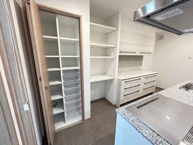 明石市二見町西二見駅前３丁目戸建の収納