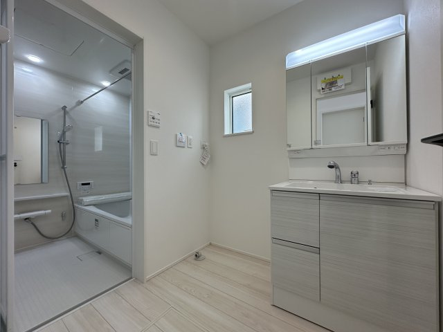 神戸市垂水区霞ヶ丘3丁目新築戸建の洗面所