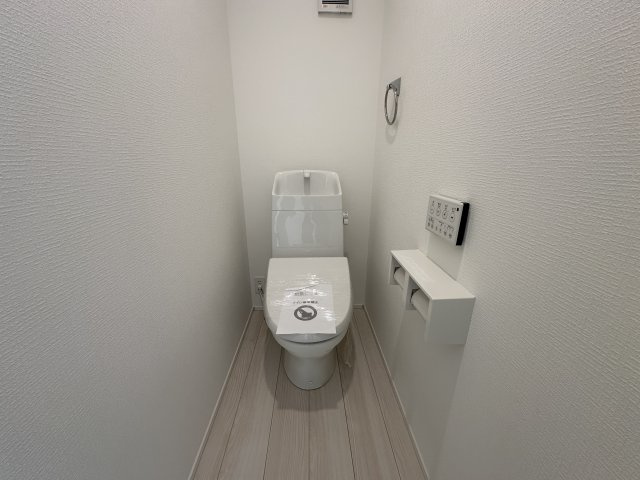 神戸市垂水区霞ヶ丘3丁目新築戸建のトイレ