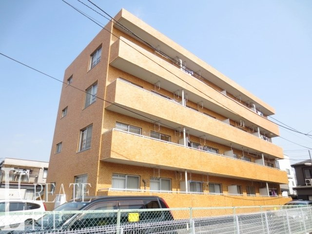 メナーフジの外観