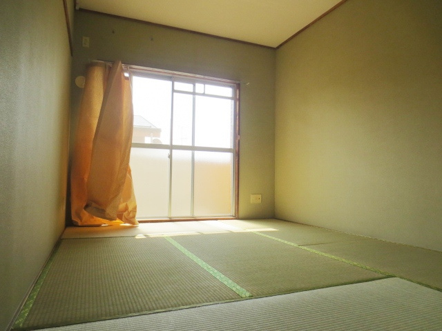 メナーフジの内装