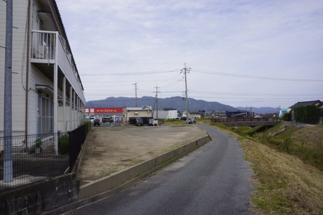 斐川町富村　売土地　建築条件無し　約137坪！の周辺