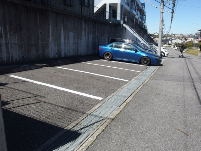 シャルマン松橋Ｃの駐車場