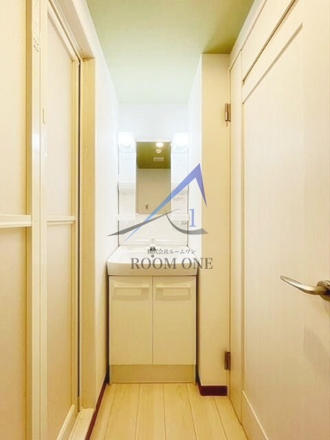 ＲＩＥＮＲＯＨ　ＭＡＮＳＩＯＮの洗面所|洗面台です。