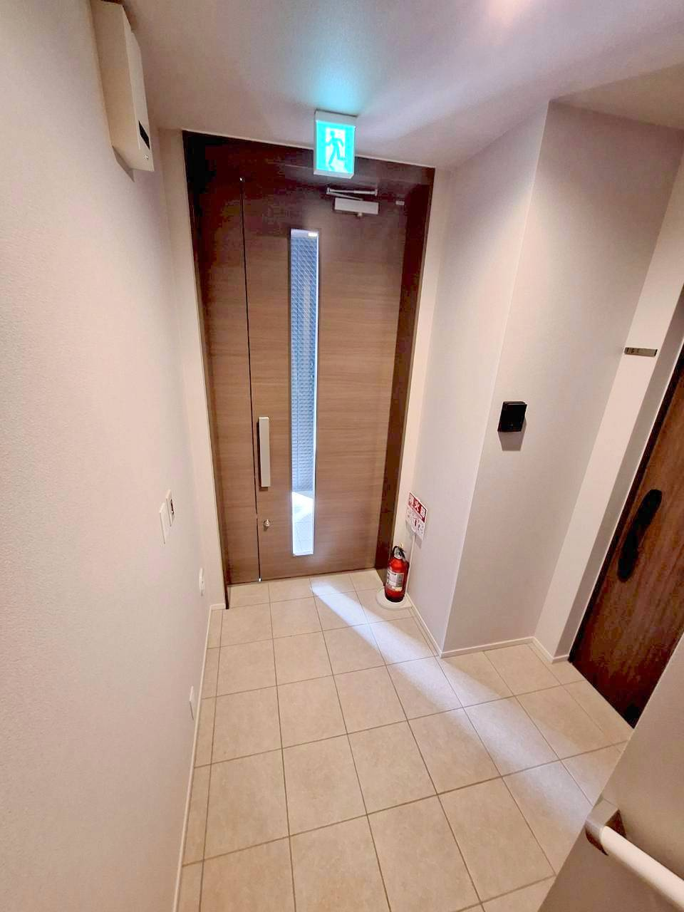 仮）余丁町メゾンのロビー