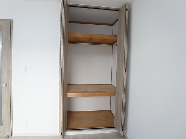 ときわ下三条レクランの収納|奥行きの有る収納スペース完備