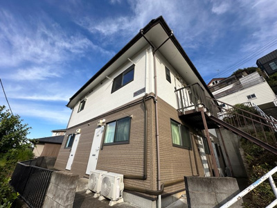 【外観】 | グレーシア | 小田急線「鶴川」駅まで徒歩圏内の2階建てアパートです！和光大学が近くて学生さんに嬉しい立地♪