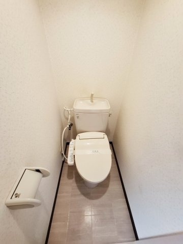 コート・サラ2のトイレ