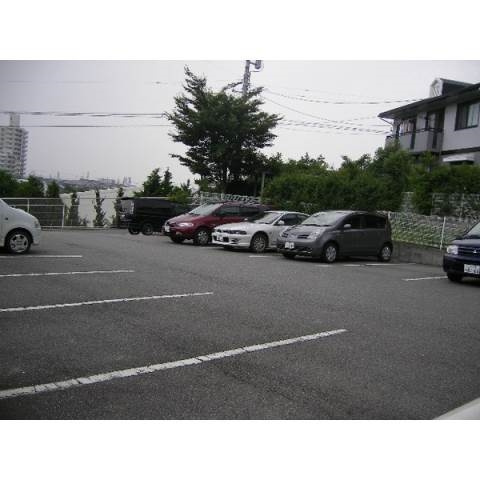 セジュール高柳Ｂの駐車場