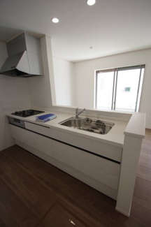 【内観：施工例】 | 【仲介手数料無料！！】府中市日新町3丁目　新築戸建て（全9棟）H号棟　5490万円