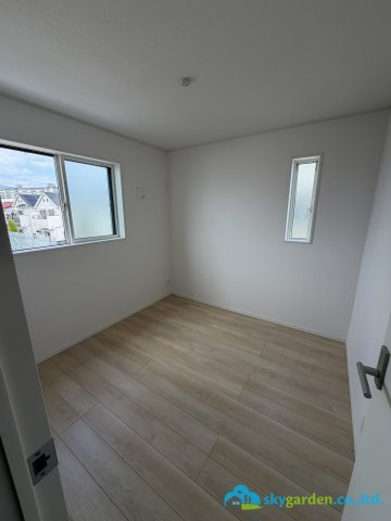平塚市四之宮第27　新築戸建　全2棟1号棟の洋室
