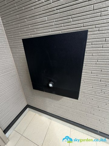 平塚市四之宮第27　新築戸建　全2棟1号棟の玄関