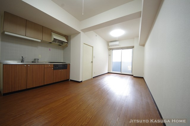 【居間・リビング】