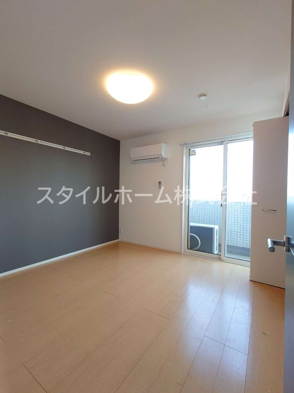 カーサ　メディオの居間・リビング