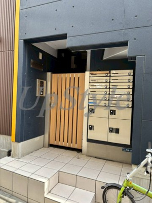 【エントランス】 | グラッタブルコマゴメ