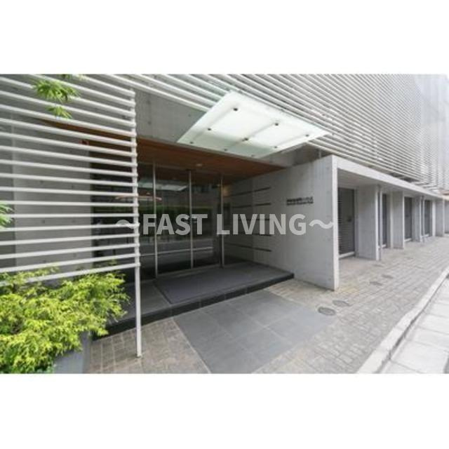 神楽坂南町ハウスのエントランス