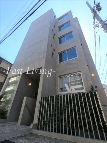 ASTILE四谷のエントランス