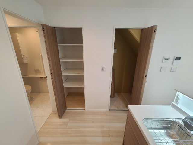 浦和区岸町4丁目戸建の収納|★お荷物が多い方でも安心！一戸建てならではの収納力も魅力です★